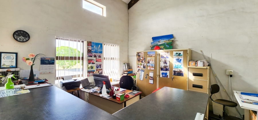 Commercial Property for Sale in Struisbaai Western Cape